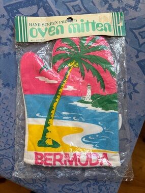 Vintage Bermuda Palm Print Oven Mitten - Bright Tropical Colors